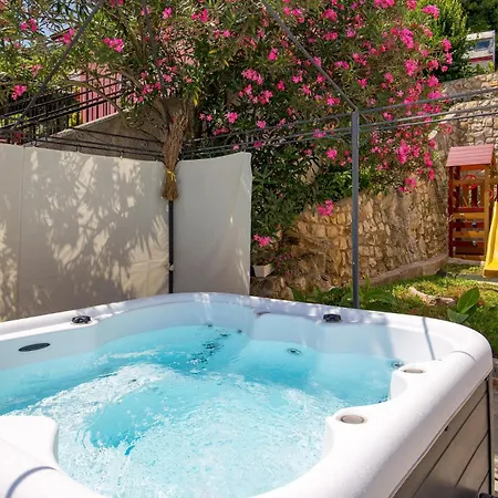Beautiful In With Wifi Apartment