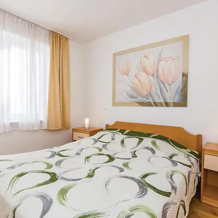 Apartment Beautiful In With Wifi